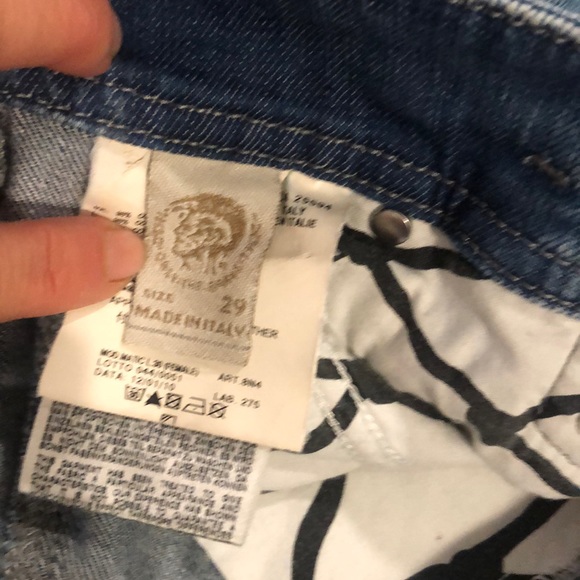 Authentic Diesel Denim Jeans - Picture 7 of 9